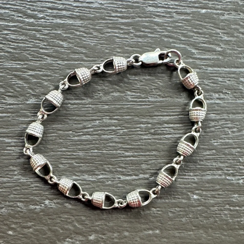 Silver tone 7” Nantucket Basket Bracelet - Picture 1 of 3